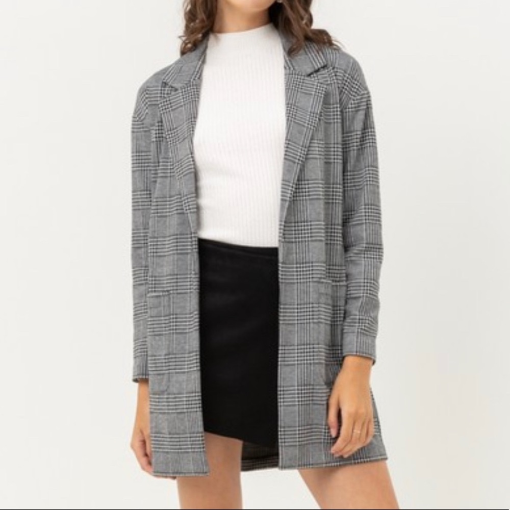 Last 2 • EMILY — Plaid Pattern Jacket